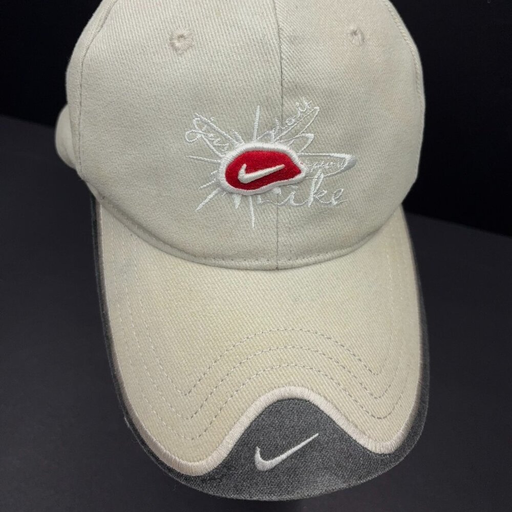 Vintage 2005 Nike ACG Cap Hat Beige Red Swoosh Logo Made In Korea Y2K - Picture 6 of 10